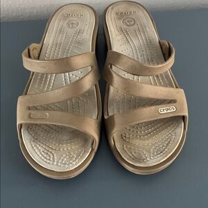 𝅺Crocs Women's Patricia Wedge Slide Sandals Size 6